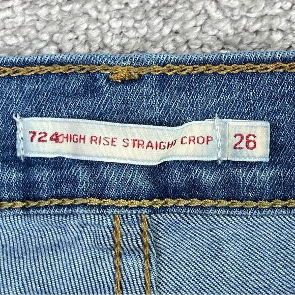 Levi's Jeans Women's 26 Blue 724 High Rise Straight Crop Medium Wash Torn Denim - Picture 6 of 14